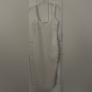 Elegant White maxi dress